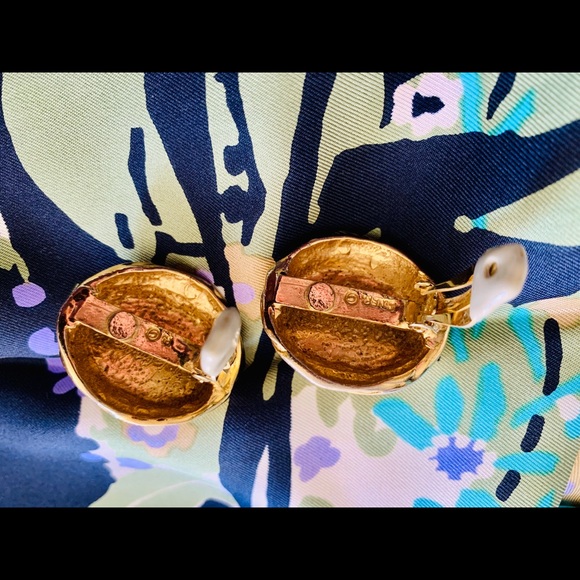 Easter egg-in-nest gold plated Ciner earrings - Picture 2 of 4